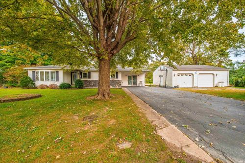 104 N Bennett Street, Muncie, IN, 47303 | Card Image