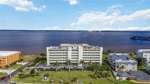 apt-6c-1500 Park Beach Cir, PUNTA GORDA, FL, 33950-5270 | Card Image
