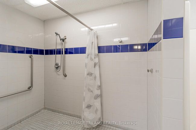 1 - 37 Ontario St N, Home with 0 bedrooms, 0 bathrooms and null parking in Grand Bend ON | Image 24
