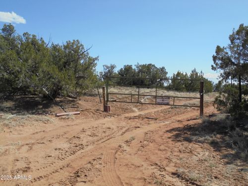 --568 County Road N7407 --, St Johns, AZ, 85936 | Card Image