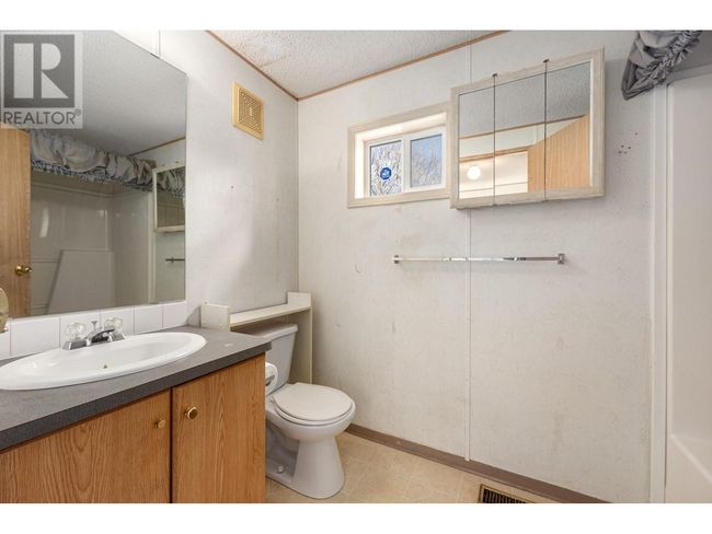 9 - 701 Trans Canada Highway, House other with 2 bedrooms, 1 bathrooms and null parking in Cache Creek BC | Image 6