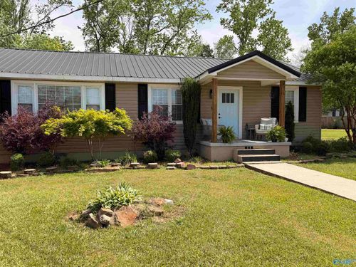 202 Ward Cir, Glencoe, AL, 35905-1504 | Card Image