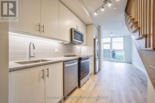 101-335 Wheat Boom Dr, Oakville, ON, L6H7X4 | Card Image