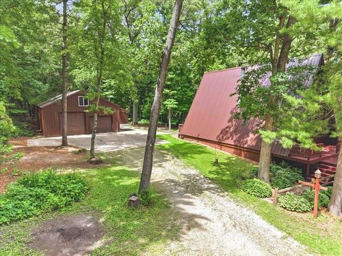 N9261 Perkins Road, Farmington, WI, 54644 | Card Image