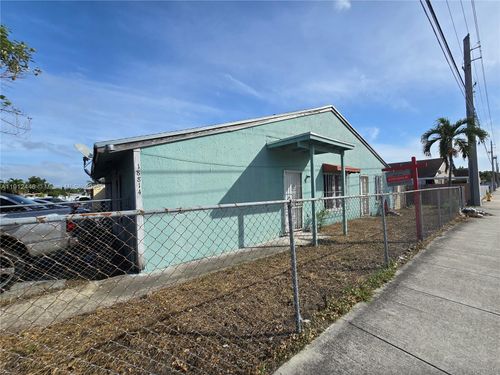 18814 Nw 46th Ave, Miami Gardens, FL, 33055-2656 | Card Image