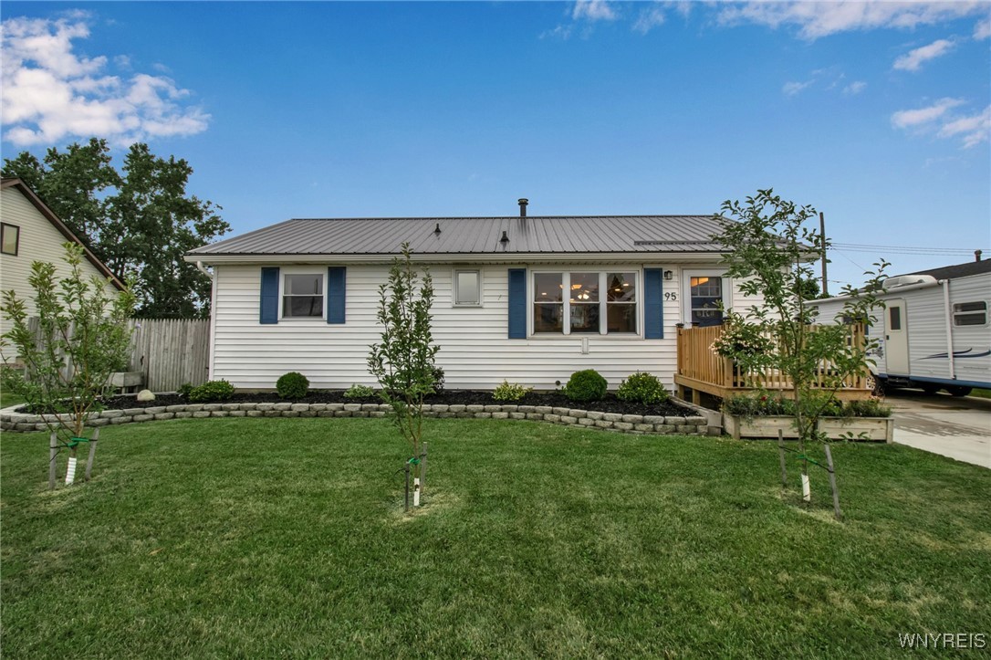 Lemoine Ave, Buffalo, NY 14227