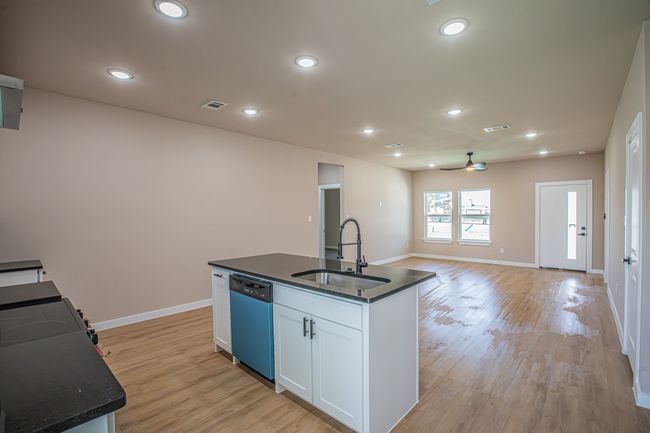 120 Brookview Dr, House other with 4 bedrooms, 2 bathrooms and null parking in Bridgeport TX | Image 4