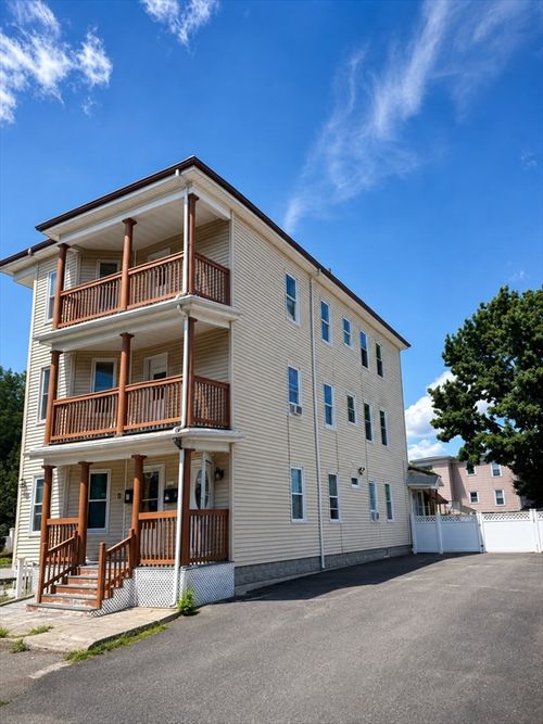 3-221 West Harvard St, Brockton, MA, 02301 | Card Image