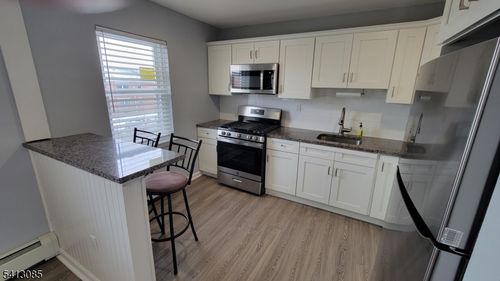 apt-2b-43 Knox Ter, Wayne, NJ, 07470-7950 | Card Image