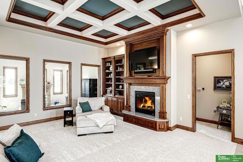 3211 Deer Run, Fremont, NE, 68025-6272 | Card Image