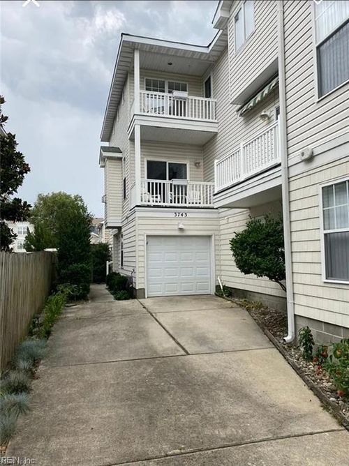3743 Surry Rd, Virginia Beach, VA, 23455-1631 | Card Image
