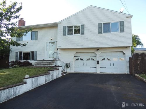 118 Benart Pl, Middlesex, NJ, 08846-1802 | Card Image