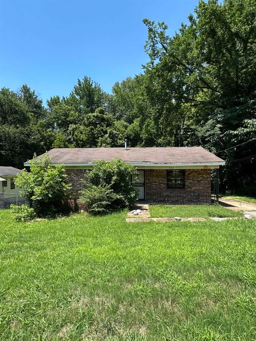 894 Eyers Rd, Memphis, TN, 38109-8008 | Card Image