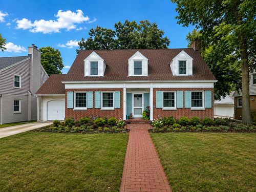 154 N 88th St, Wauwatosa, WI, 53226-4614 | Card Image