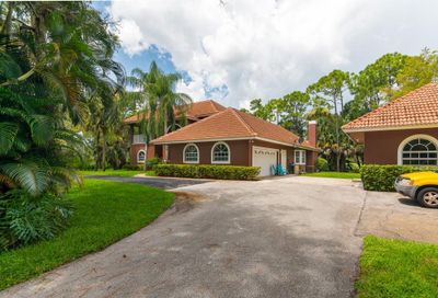 827 Squire Dr, House other with 5 bedrooms, 4 bathrooms and null parking in Wellington FL | Image 3