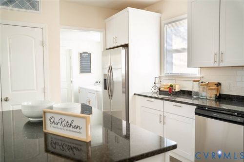 411 N 7th Ave, Hopewell, VA, 23860-2401 | Card Image