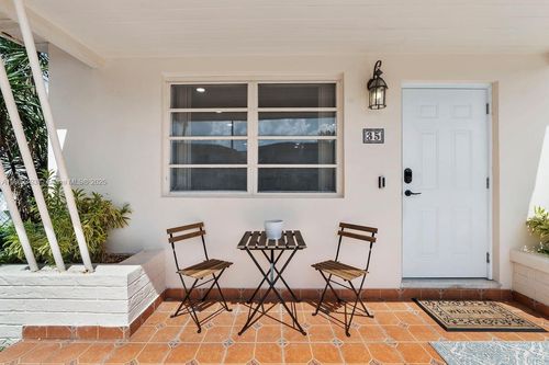 35 Sw 50th Ave, Coral Gables, FL, 33134-1232 | Card Image