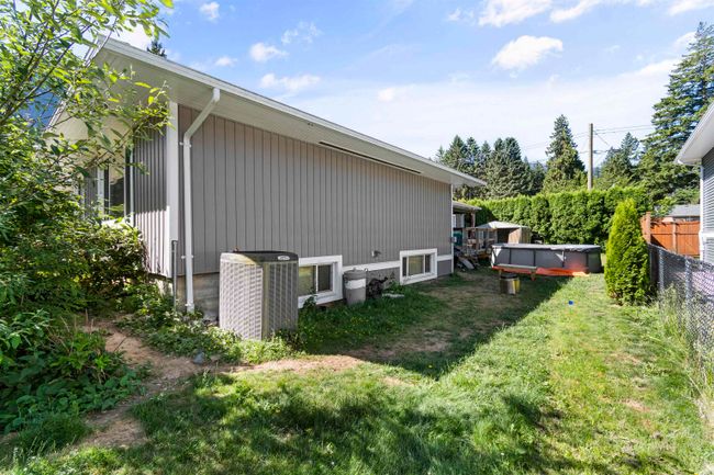 538 3rd Avenue, House other with 4 bedrooms, 3 bathrooms and 8 parking in Hope BC | Image 35