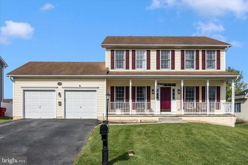13556 Halifax Dr, HAGERSTOWN, MD, 21742-5318 | Card Image
