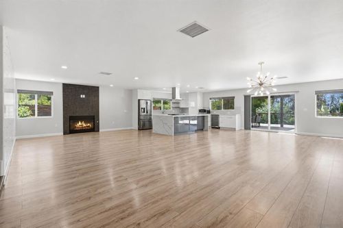 907 Seph Way, Escondido, CA, 92027 | Card Image