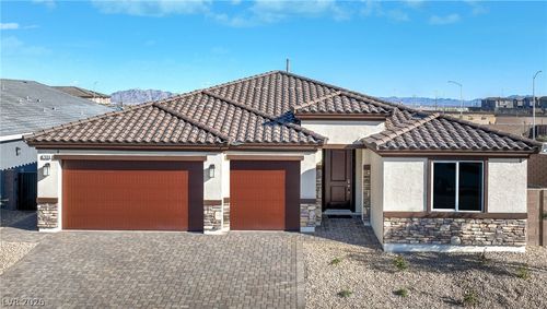 7666 Amanda Springs Ln, North Las Vegas, NV, 89084-3850 | Card Image