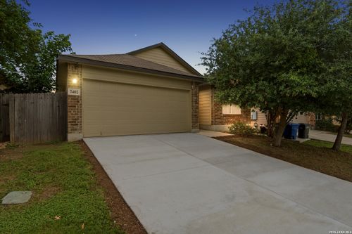 7402 Equinox Cor, San Antonio, TX, 78252-2341 | Card Image