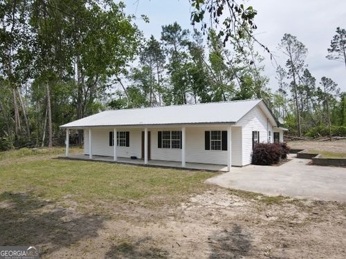 19 Pinegrove Cir, Soperton, GA, 30457-5704 | Card Image