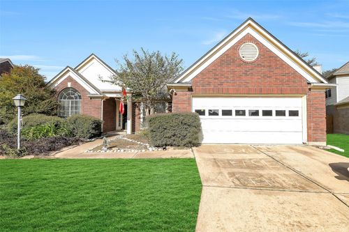 18002 Golden Ridge Dr, Houston, TX, 77084-6742 | Card Image