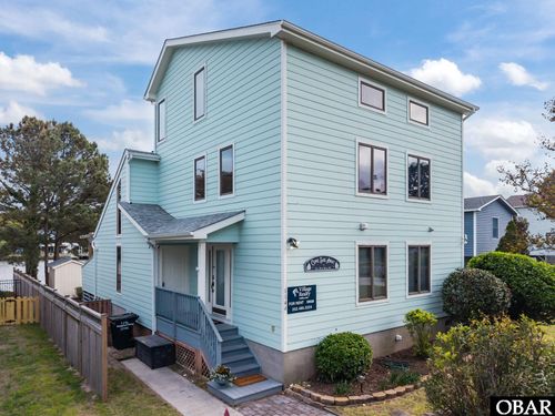 1146 Harbour View Dr, Kill Devil Hills, NC, 27948-8642 | Card Image