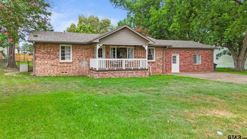 409 W South St, Lindale, TX, 75771-6227 | Card Image