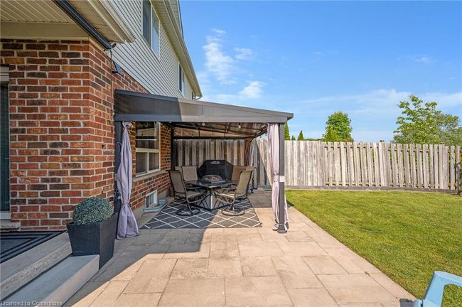 74 Colton Cir, Townhouse with 3 bedrooms, 4 bathrooms and 3 parking in Kitchener ON | Image 35