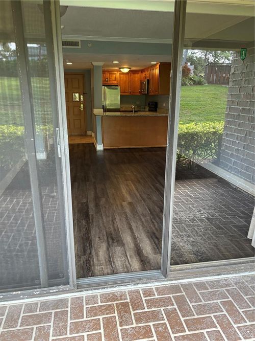 4-117-36750 Us Highway 19 N, PALM HARBOR, FL, 34684-1239 | Card Image