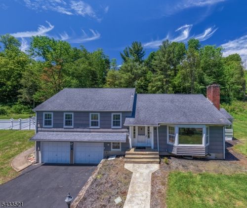 638 River Rd, Chatham Twp, NJ, 07928-1261 | Card Image