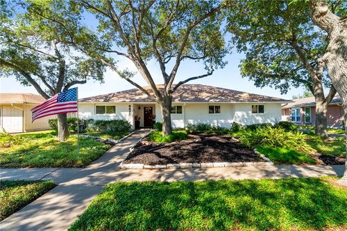 6622 Sahara Dr, Corpus Christi, TX, 78412-3737 | Card Image