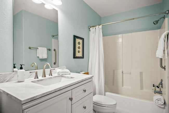 1004 - 5495 State Highway 361, Condo with 2 bedrooms, 2 bathrooms and null parking in Port Aransas TX | Image 14