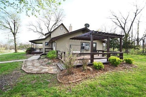 30704 Outerbelt Road S, Lee's Summit, MO, 64086 | Card Image