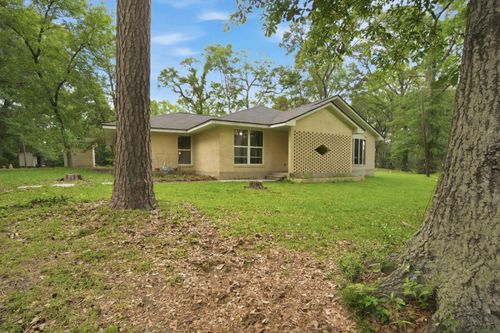 6161 Woodland Lakes Loop, Willis, TX, 77378-7382 | Card Image