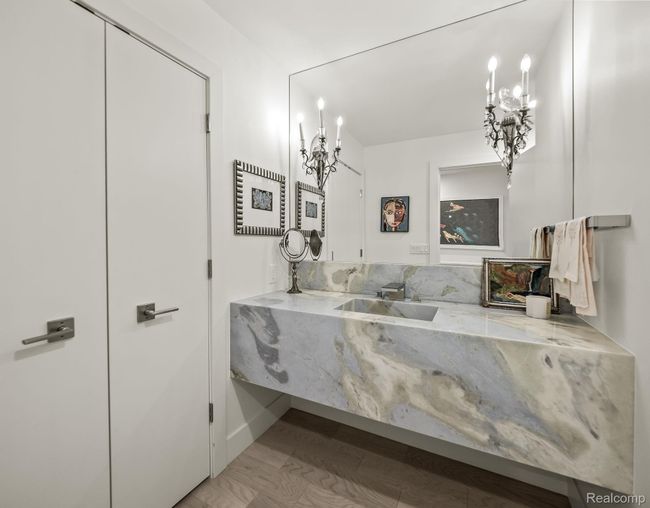 19-web-or-mls-P2199339.jpg | Image 17
