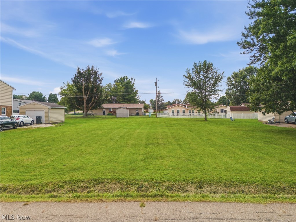 Land in Canton 4