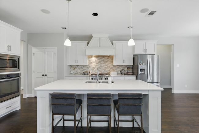 1617 Commons Way, House other with 4 bedrooms, 3 bathrooms and null parking in Prosper TX | Image 14