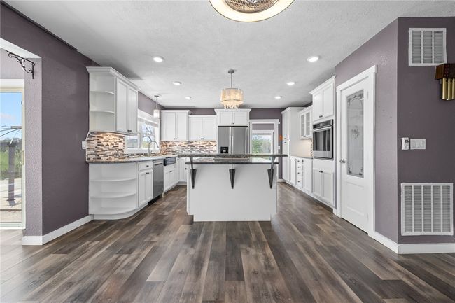Kitchen | Image 10