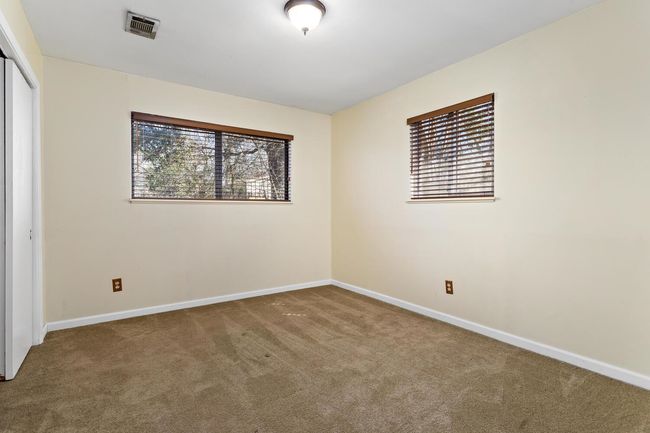 715 Highway 326 S, House other with 3 bedrooms, 2 bathrooms and null parking in Sour Lake TX | Image 4