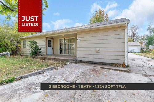 911 E 1st St, Newton, KS, 67114-3916 | Card Image