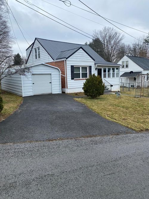 126 Cannon St, Princeton, WV, 24740-1230 | Card Image