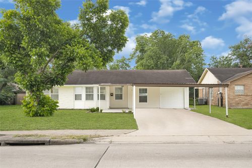506 Edgebrook Dr, Houston, TX, 77034-2125 | Card Image