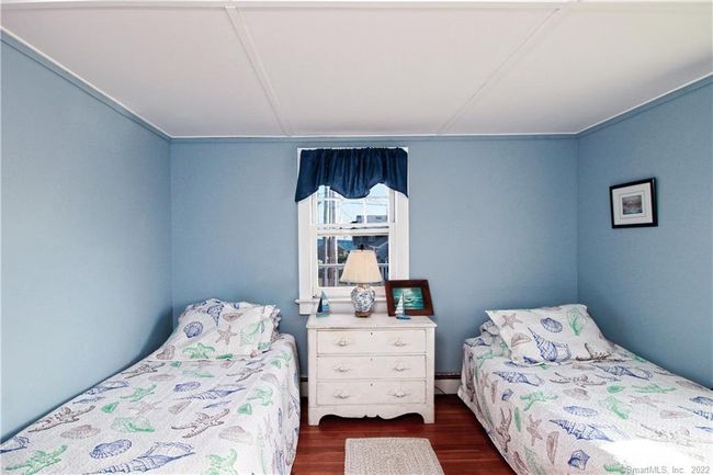 Guest Bedroom | Image 14