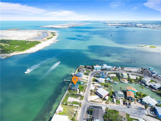 110 Bayshore Dr, House other with 2 bedrooms, 2 bathrooms and 3 parking in Ingleside TX | Image 36