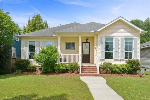 6732 Marshal Foch St, New Orleans, LA, 70124-4021 | Card Image