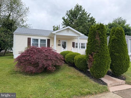10 Burton Ave, NEW CASTLE, DE, 19720-7411 | Card Image