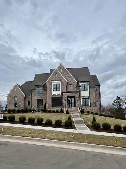 1647 Heartwood Ln, Brentwood, TN, 37027-2112 | Card Image